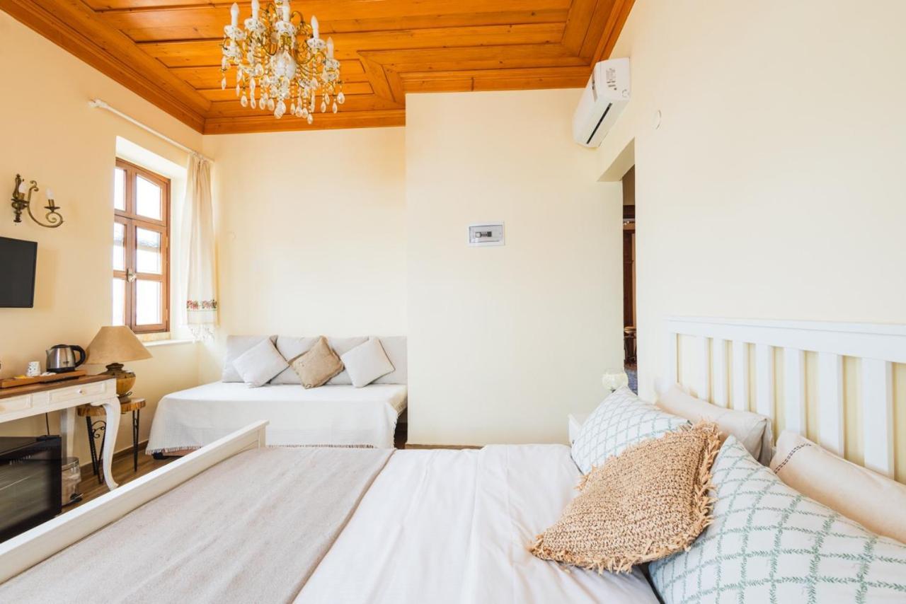 Lavantali Konak Otel Restoran Seferihisar Exterior foto