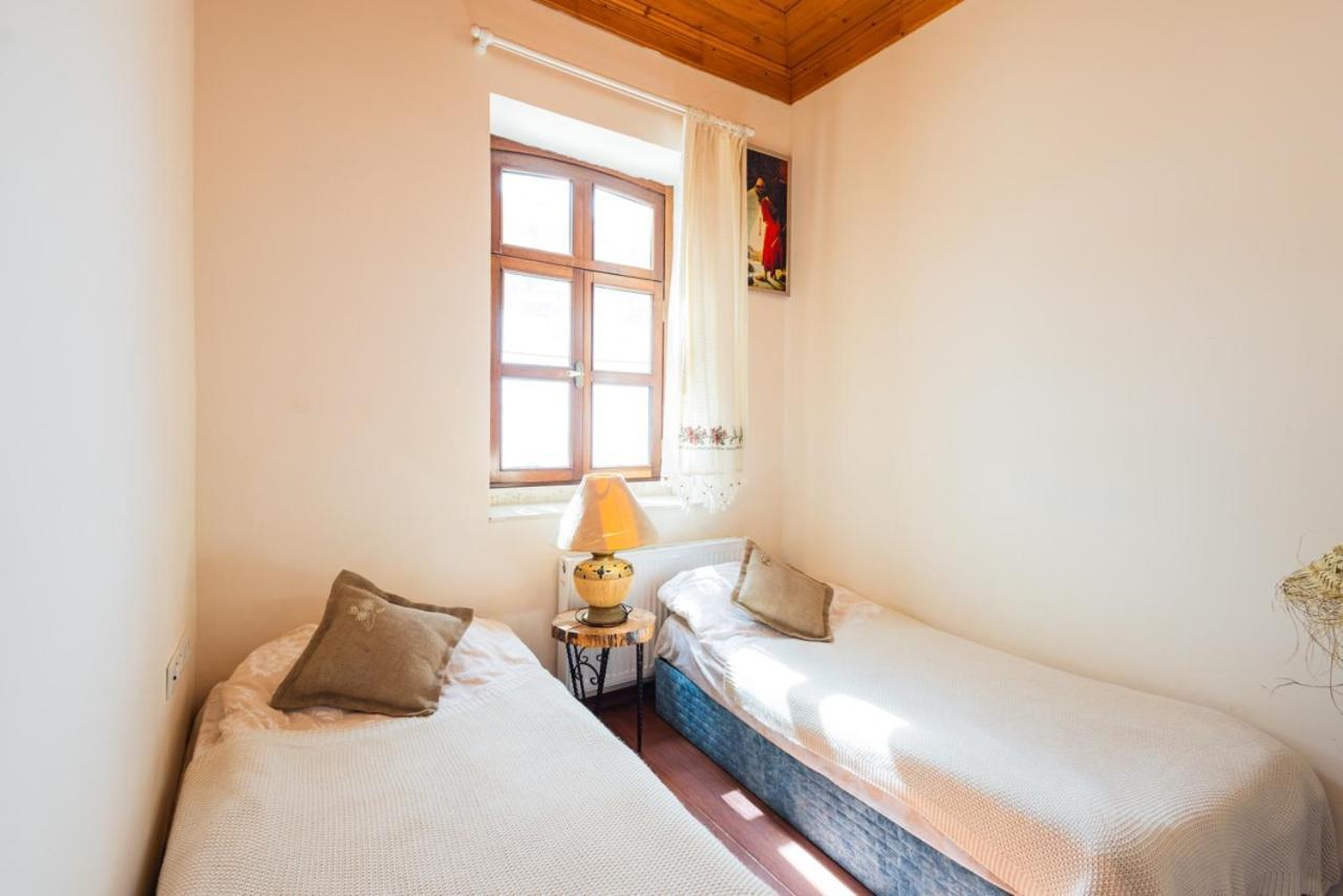 Lavantali Konak Otel Restoran Seferihisar Exterior foto