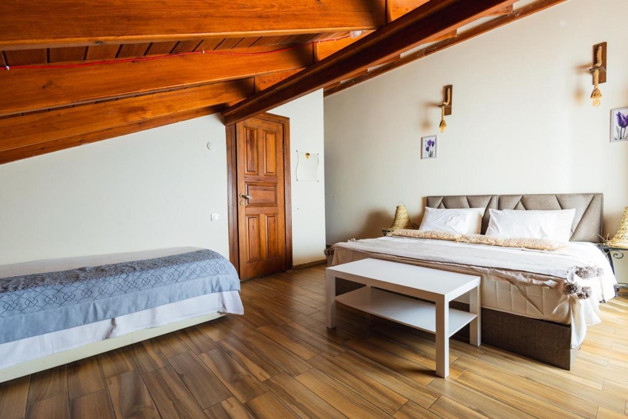 Lavantali Konak Otel Restoran Seferihisar Exterior foto